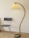 CAPRANI FLOOR LAMP – SCANDINAVIAN ELEGANCE WITH A PLAYFUL TWIST