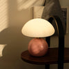 ÉCLAT CRÉMEUX | MODERN BEDSIDE LAMP WITH FULL-SPECTRUM LIGHTING