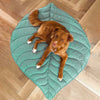 LEAF SHAPE DOG BLANKET, COZY MULTI-FUNCTIONAL PET BLANKET